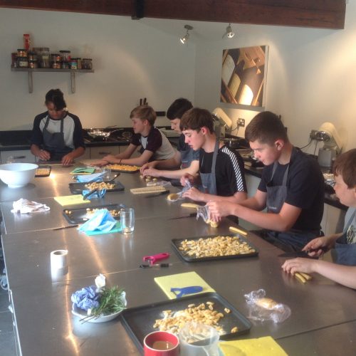Student cookery course